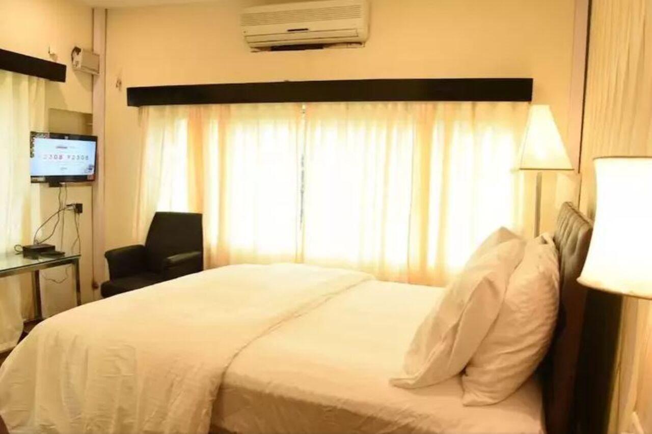 Creek Hotel - Panaji Eksteriør billede